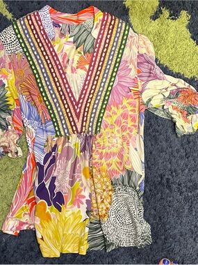 Women's Floral V-Neck Tunic in Multi-Color